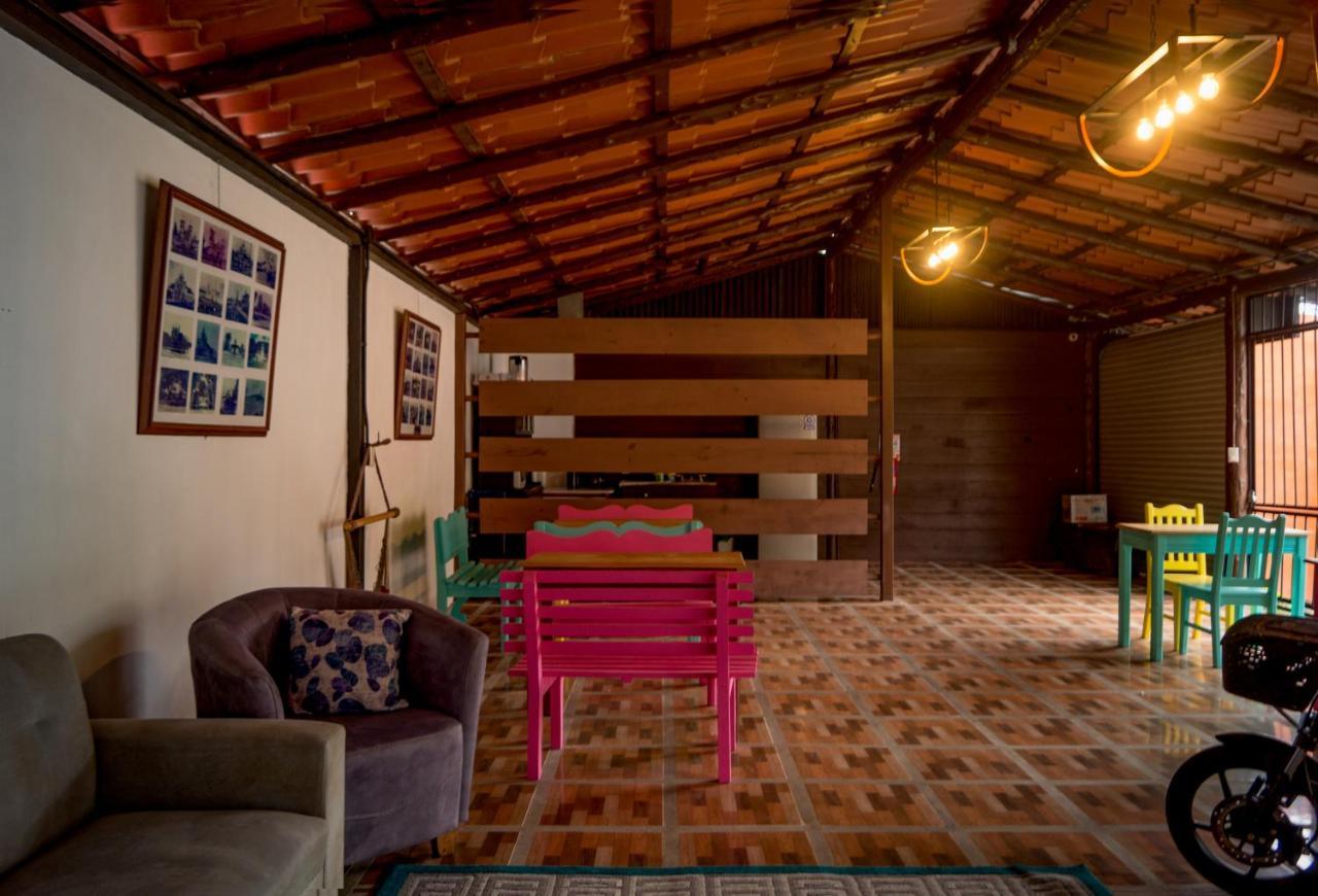 Hotel Reventazon Orosí Exterior photo